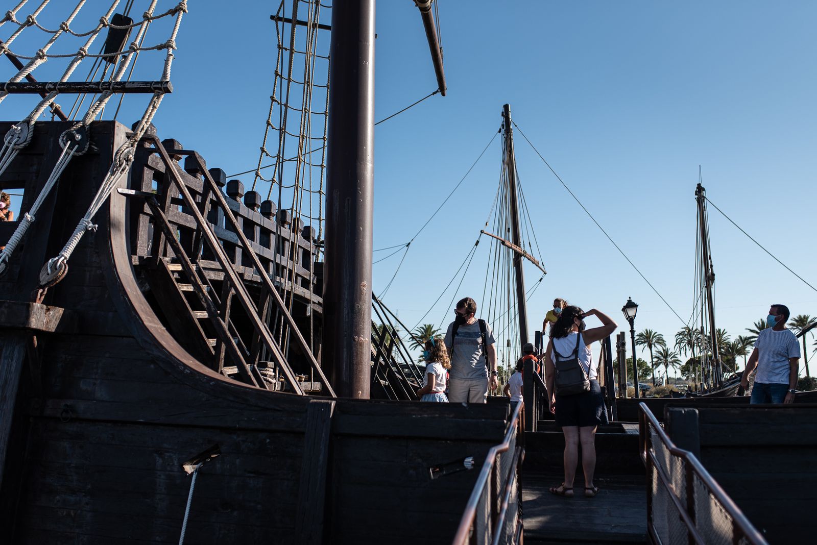 El Muelle de las Carabelas: Teatro, cuentacuentos y exposiciones