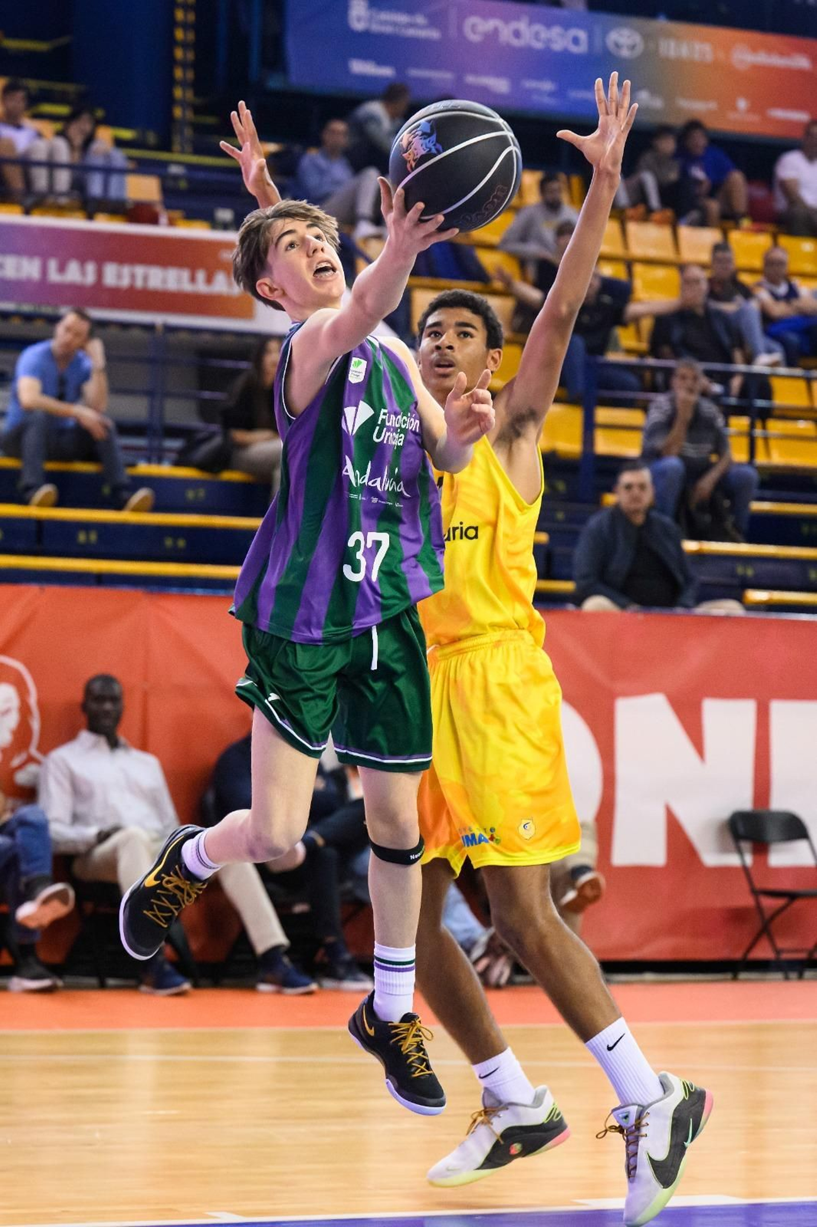 Un gran Unicaja bordea las semifinales en la Minicopa (94-86)