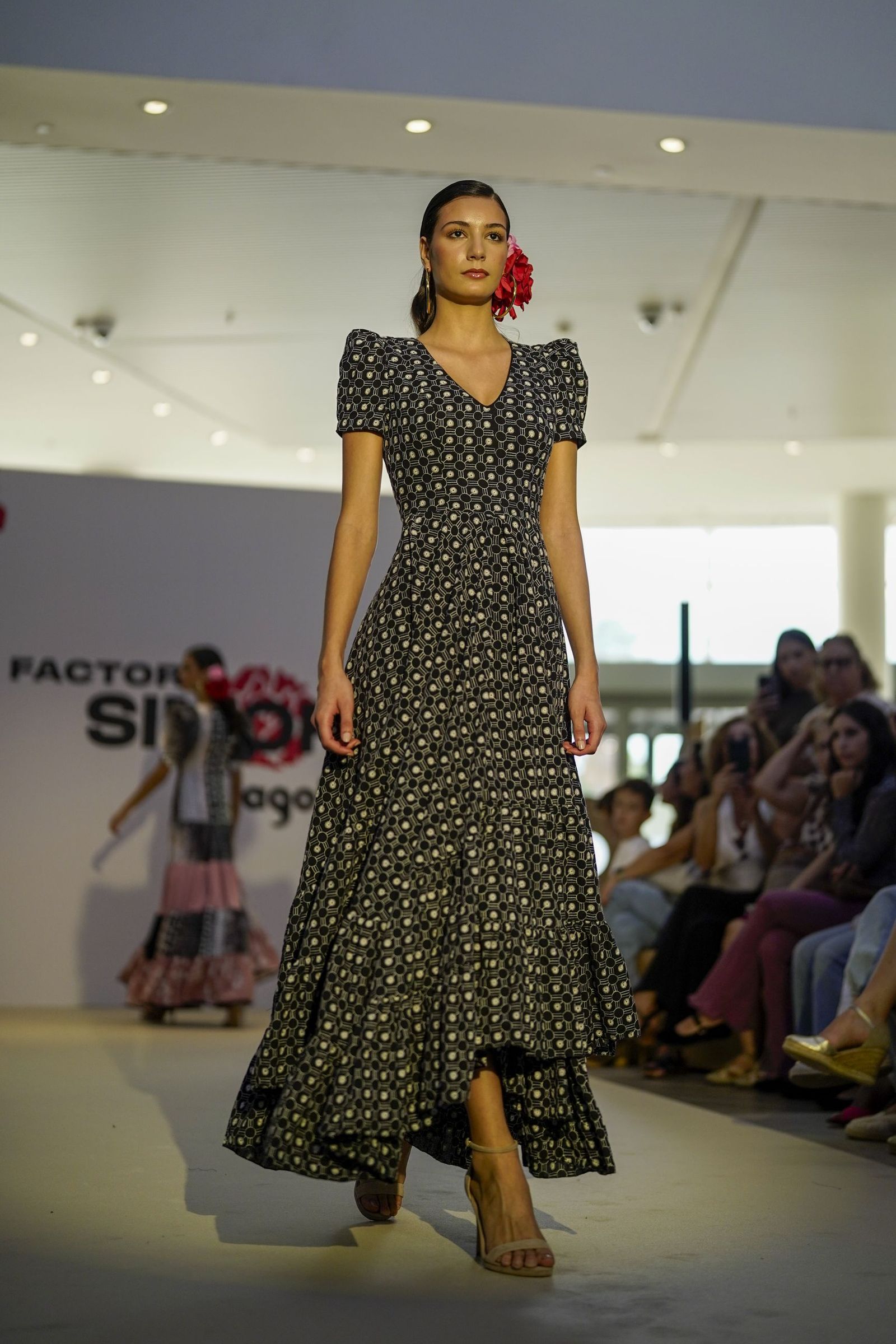 Simof adelanta las primeras tendencias en moda flamenca para 2027, todas las fotos
