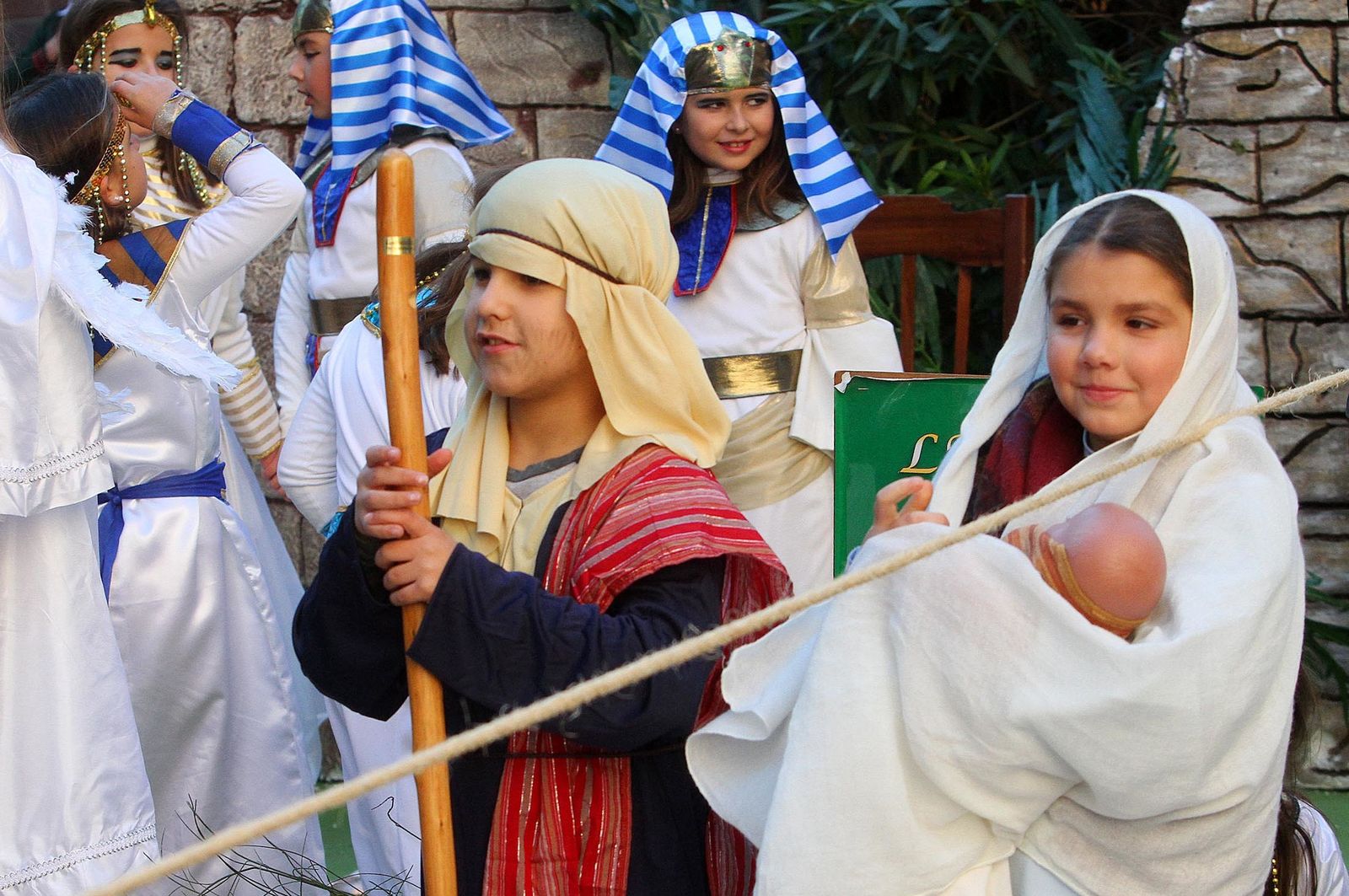 Imágenes del Belén viviente del Colegio María Inmaculada.