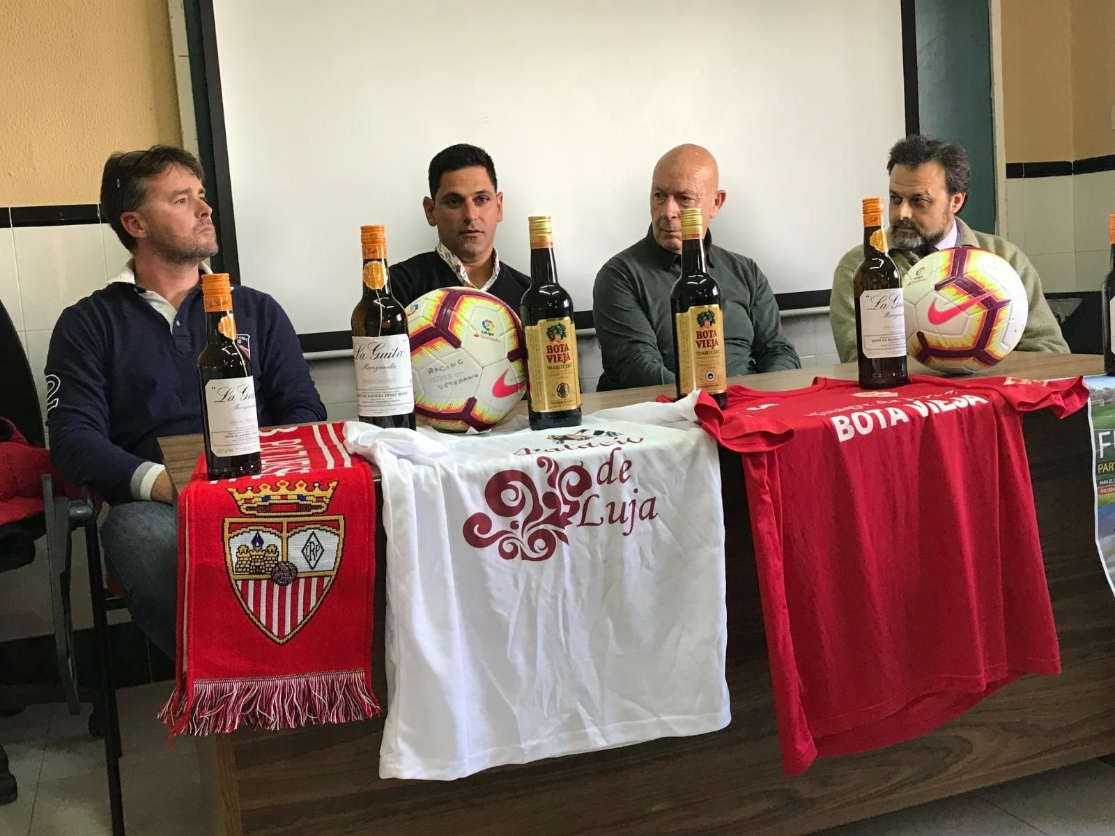 De izquierda a derecha, Alberto Izquierdo, Antonio Buyo, Cecilio Zunzunegui y Rubén Rodríguez Duarte. De izquierda a derecha, Alberto Izquierdo, Antonio Buyo, Cecilio Zunzunegui y Rubén Rodríguez Duarte.