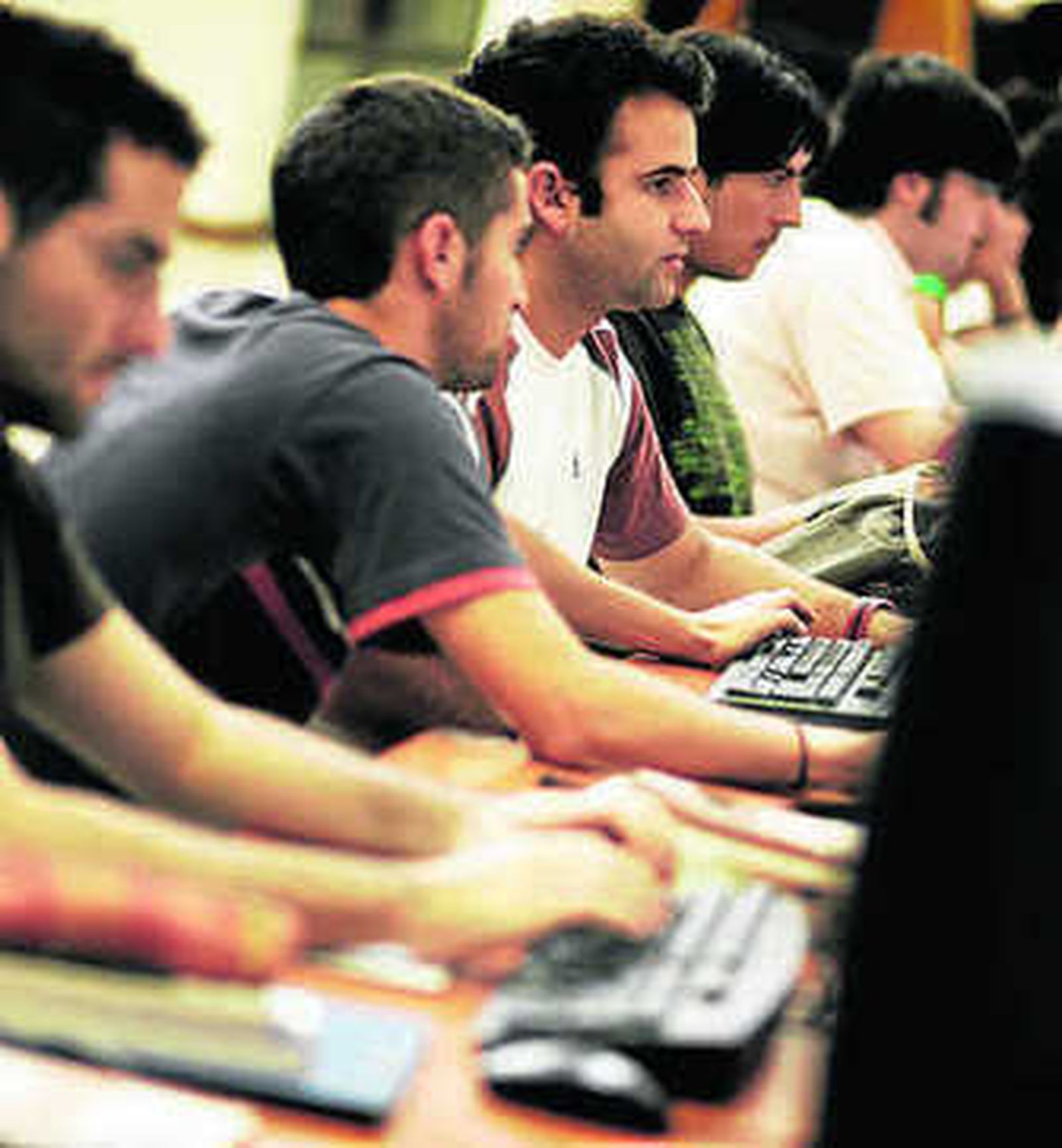 Ceade presenta el próximo curso cinco titulaciones en Diseño