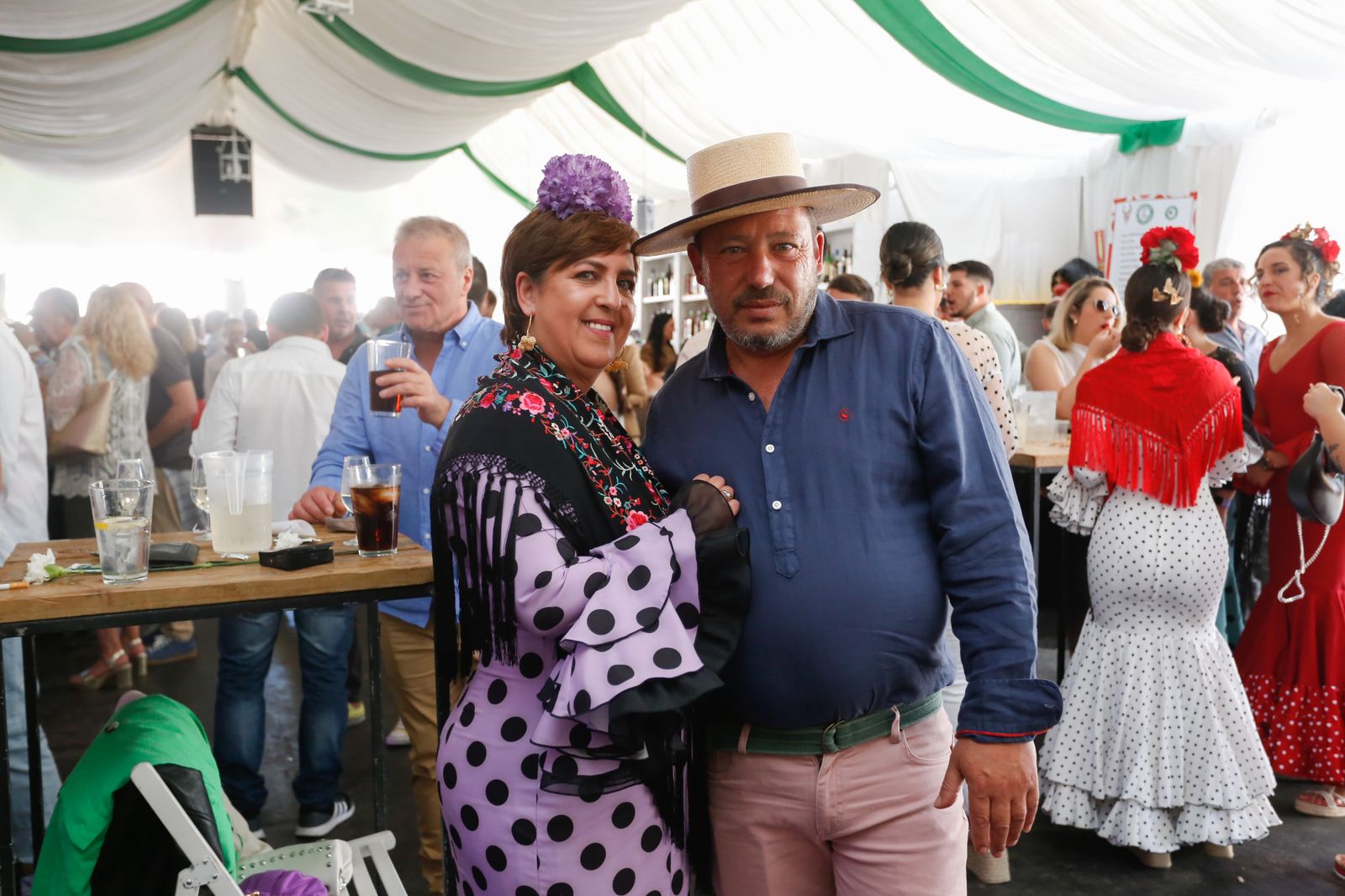 Búscate en la fotos del viernes en la feria de Los Barrios