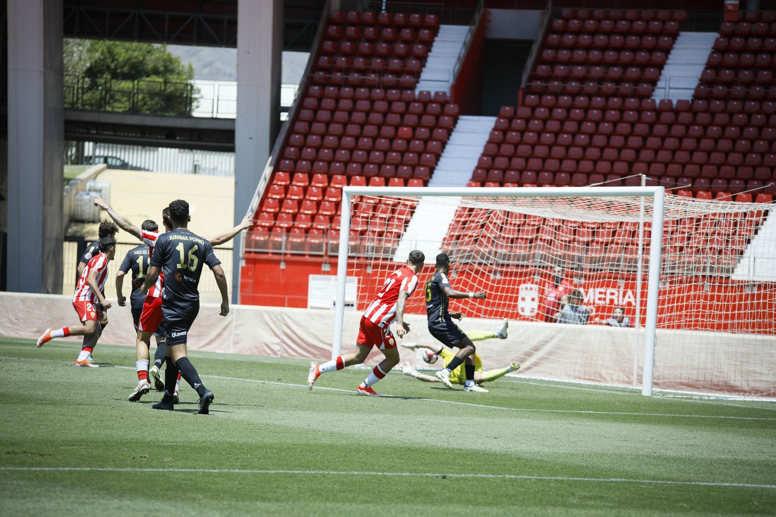Imágenes del partido entre el Almería B y el Real Jaén