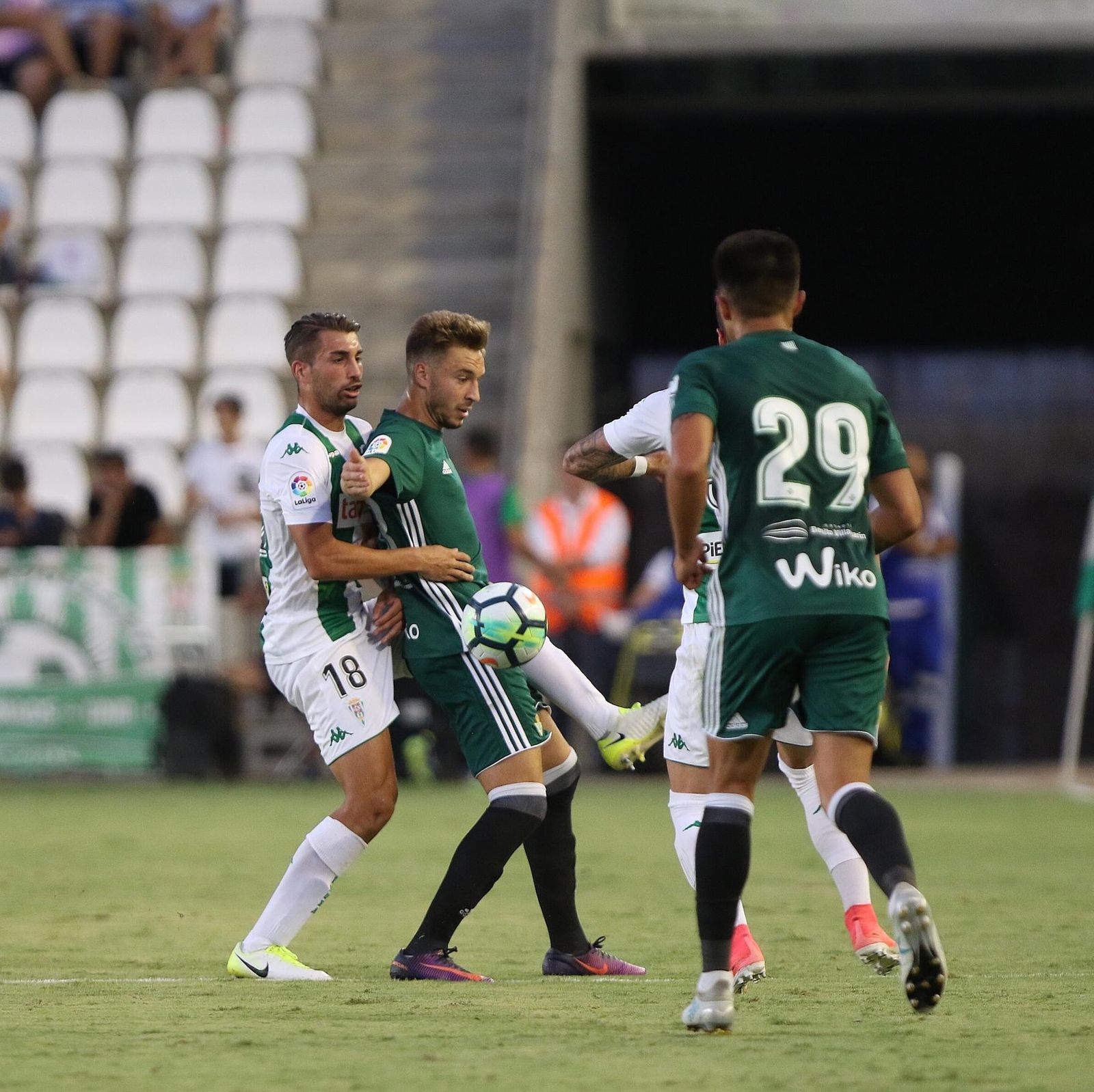 Las imágenes del amistoso Córdoba-Betis