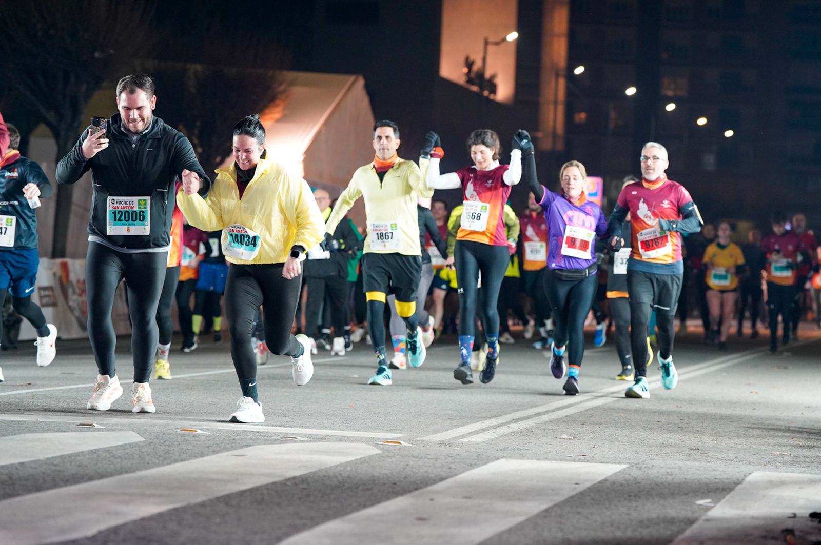 En imágenes: búscate en tu llegada a meta de la Carrera de San Antón 2026 (21)