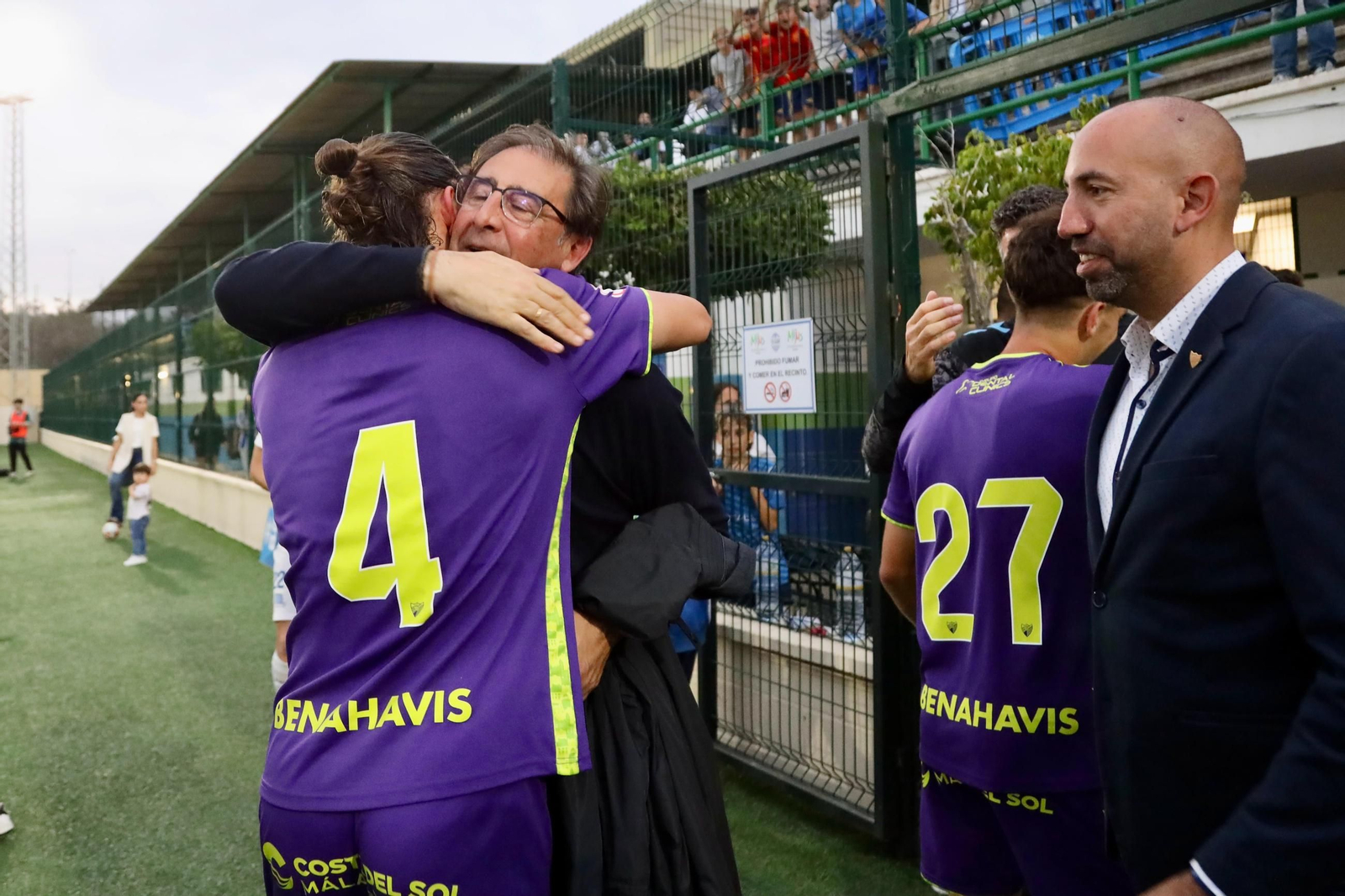 Loren, Chupete, Izan Merino, mucha afición... El Atlético Malagueño, apoyado en Mijas