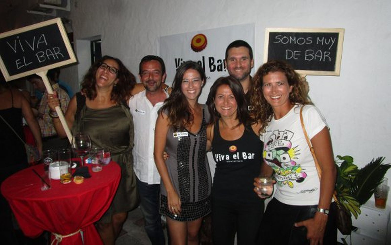 Elena Carmona, Sebastián Ruiz, Marina Romero, Almudena del Campo, José Antonio González y Laura Garófano.

Foto: Ignacio Casas de Ciria