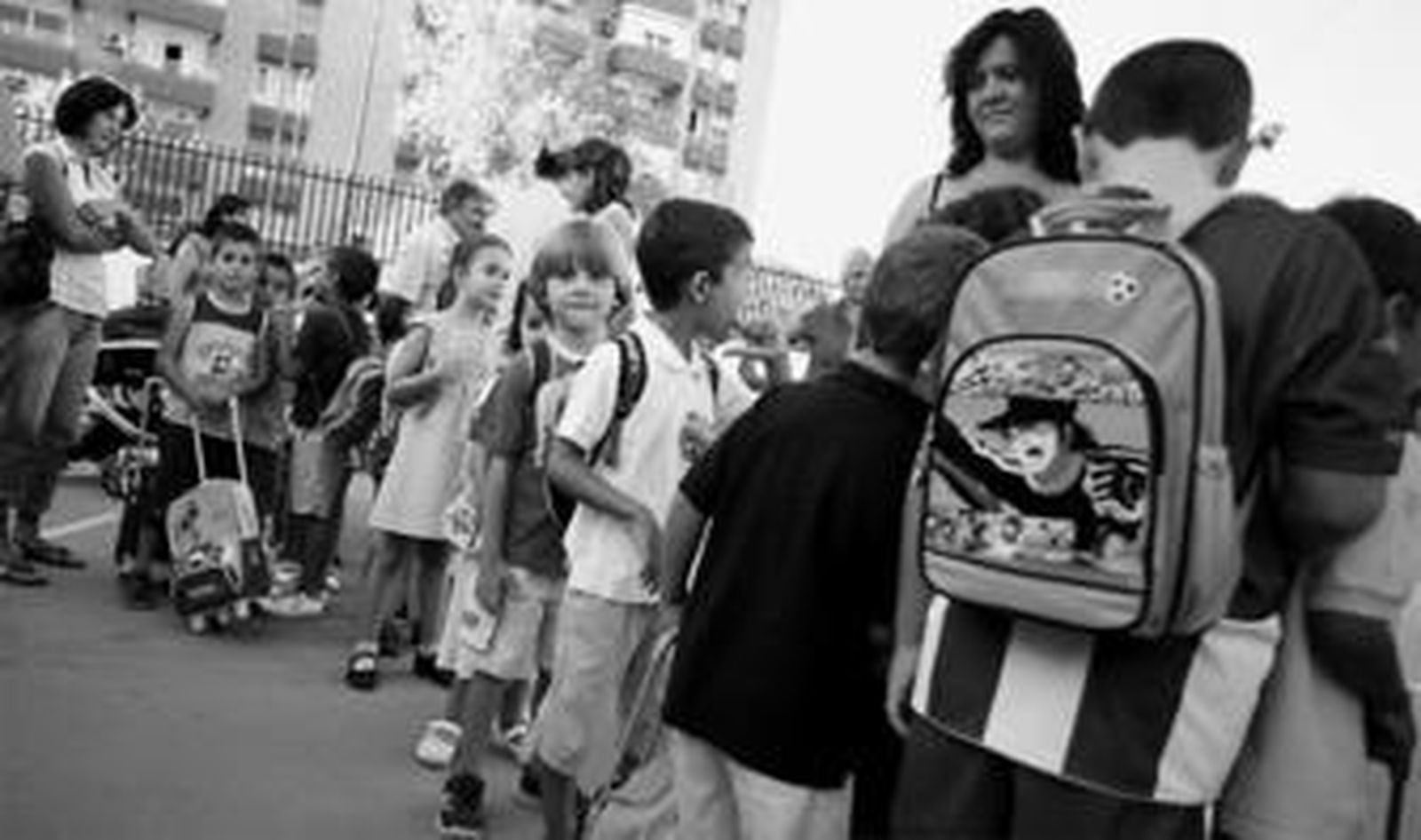 Primer día de escuela: ya se constatan serios problemas que podrían solventarse con más previsión y menos actitudes caciquiles.