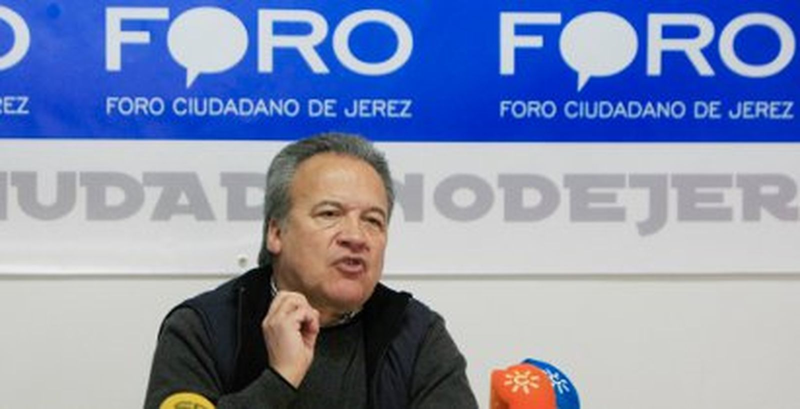 Pacheco: "Hay alternativa a la cobarde salvajada del Plan de Ajuste de Pelayo"