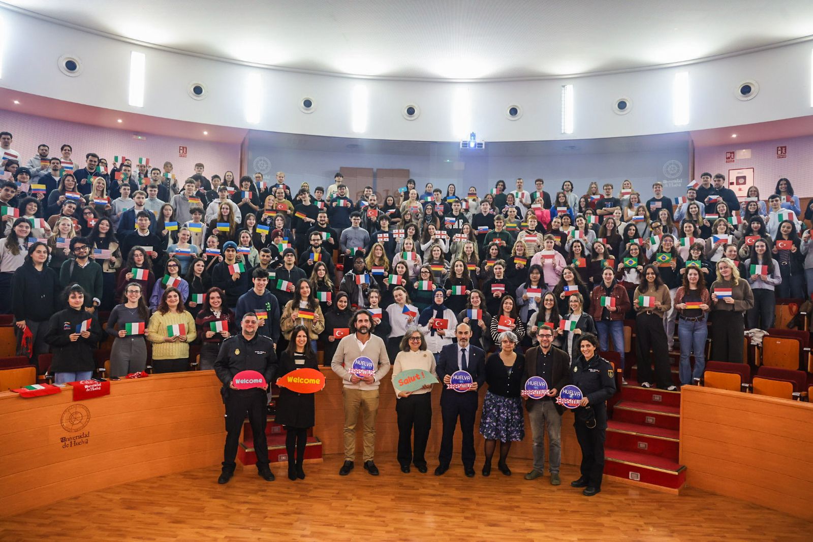 Fotografías de la llegada de estudiantes Erasmus a la Universidad de Huelva