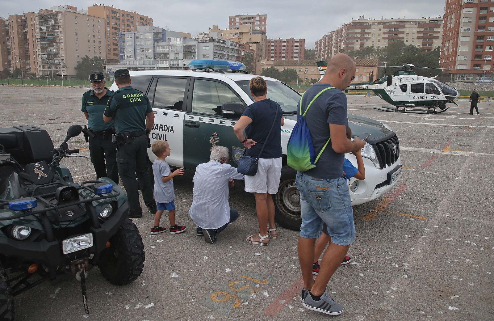 Fotos de la exhibición de medios de la Guardia Civil en el Llano Amarillo de Algeciras