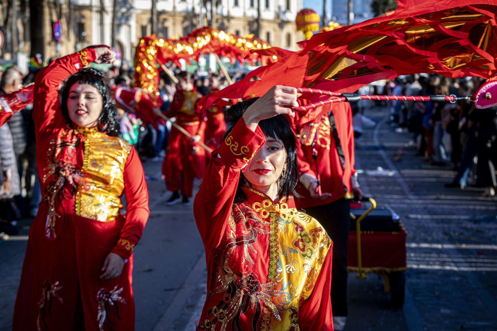 Las mejores imágenes de la Cabalgata del Humor del Carnaval de Cádiz 2026