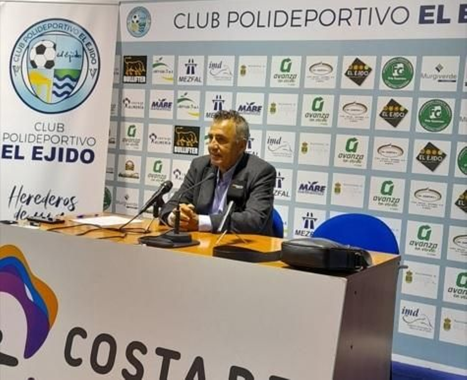 Alejandro Bouza continuará presidiendo el Poli El Ejido con el 35% del accionariado