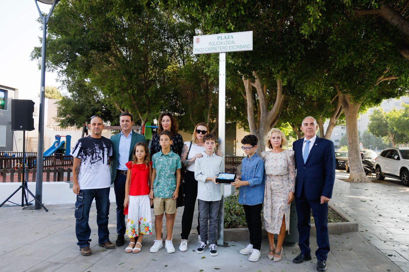 Inauguración de la plaza dedicada al Policía Local Paco Carretero Escribano