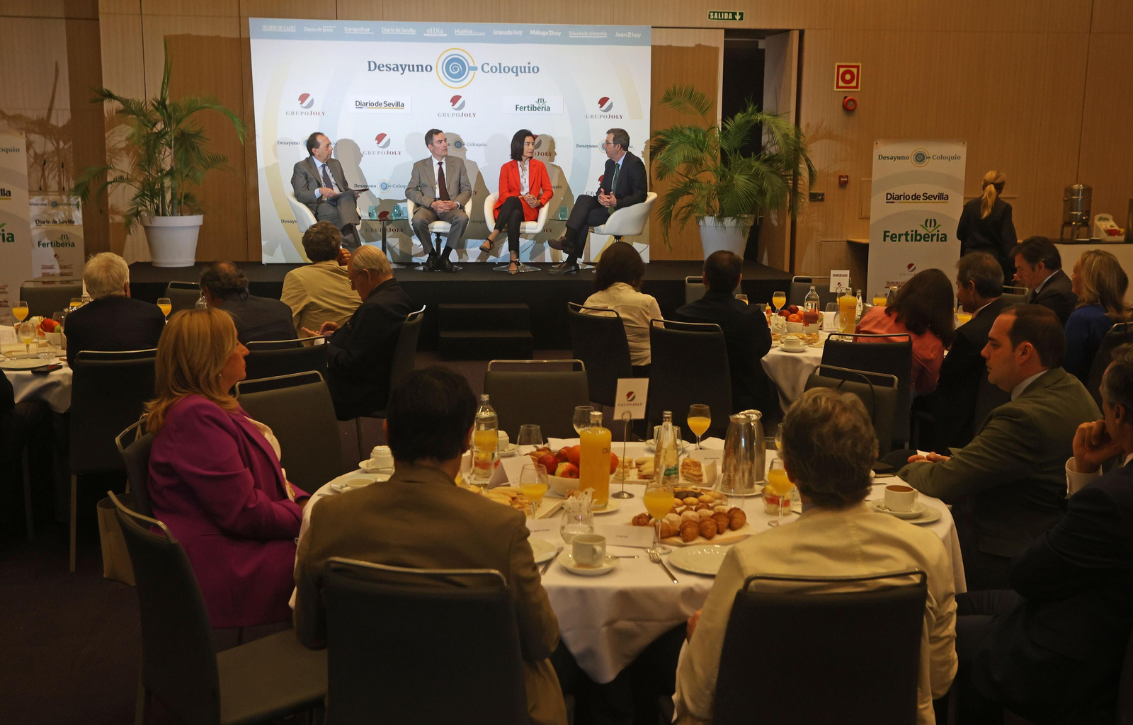 Desayuno coloquio FERTIBERIA