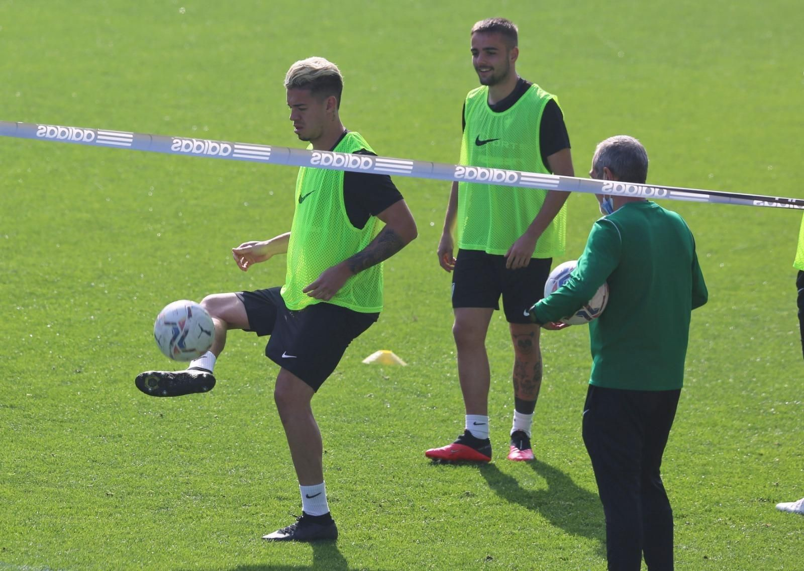 Buen rollo en el Málaga CF antes de recibir al Rayo Vallecano