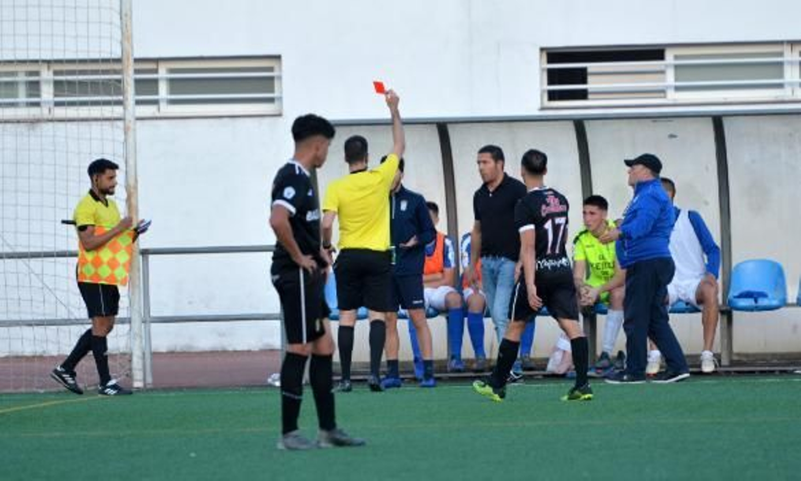 Juan Carlos, técnico del Xerez CD, molesto con el castigo de tres partidos que le han caído.