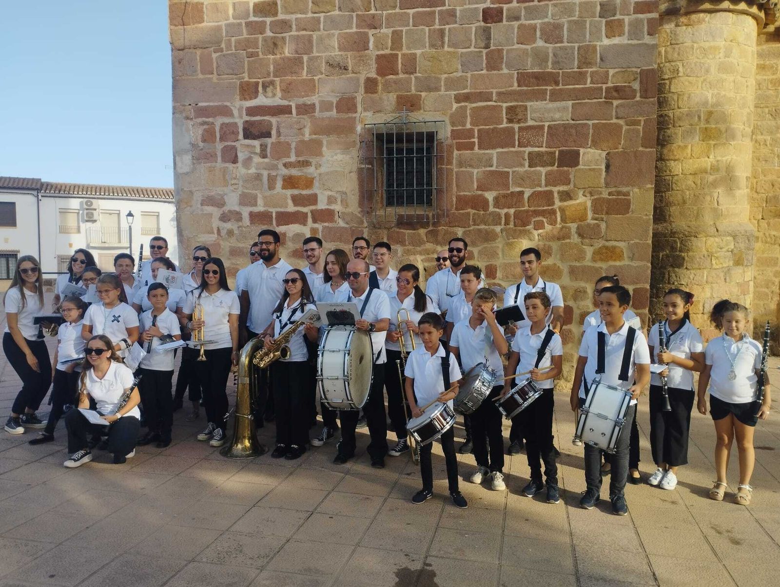 La Virgen del Sol recorre las calles de Adamuz, en imágenes
