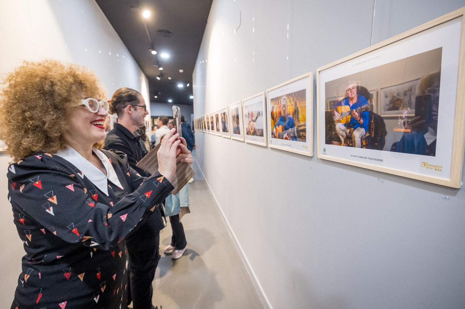 Las imágenes de la exposición 'Guitarristas de la Isla' en el Museo Camarón