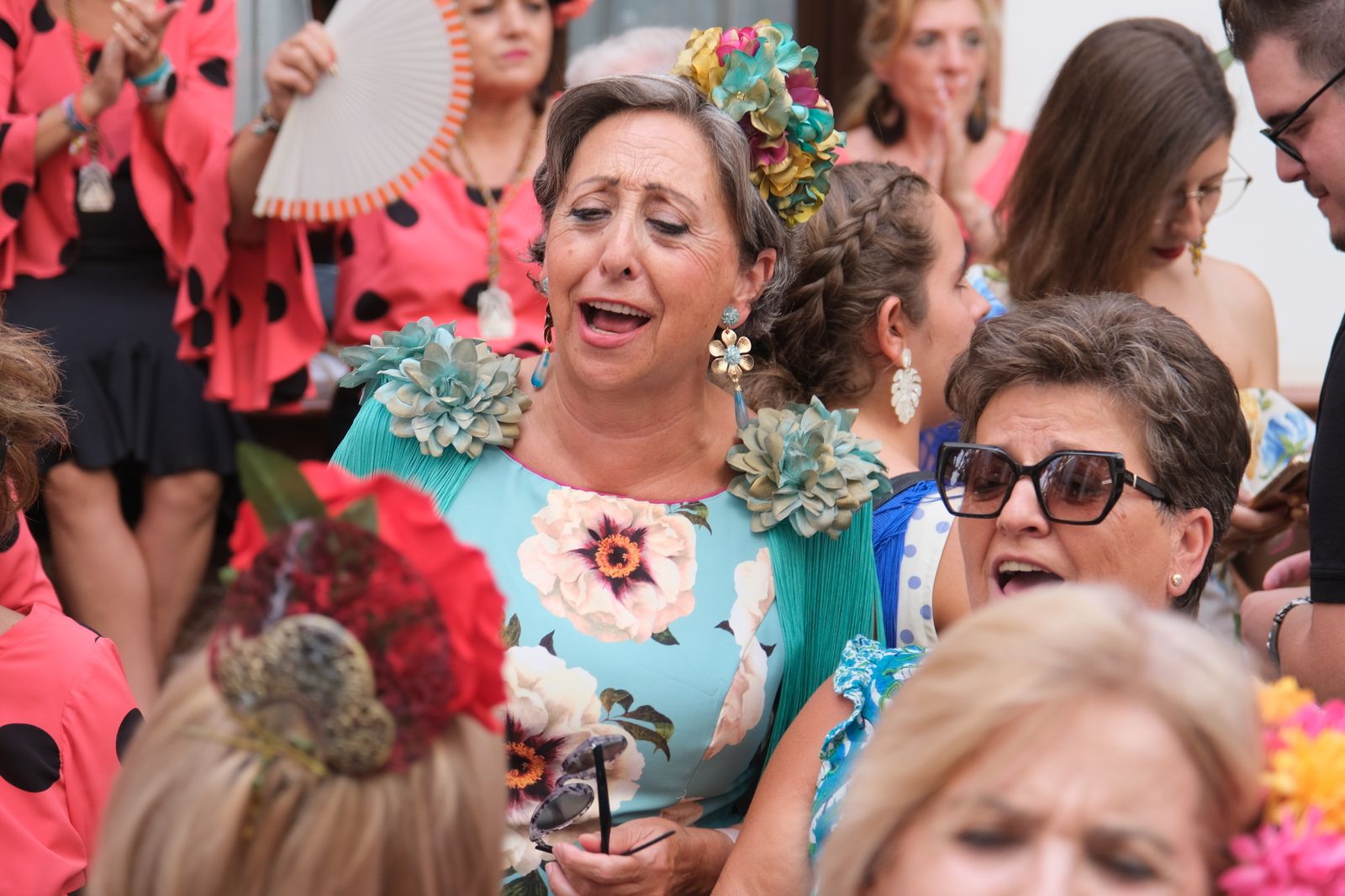La celebración en Cabra del Día de la Mujer con motivo de la Real Feria, en imágenes