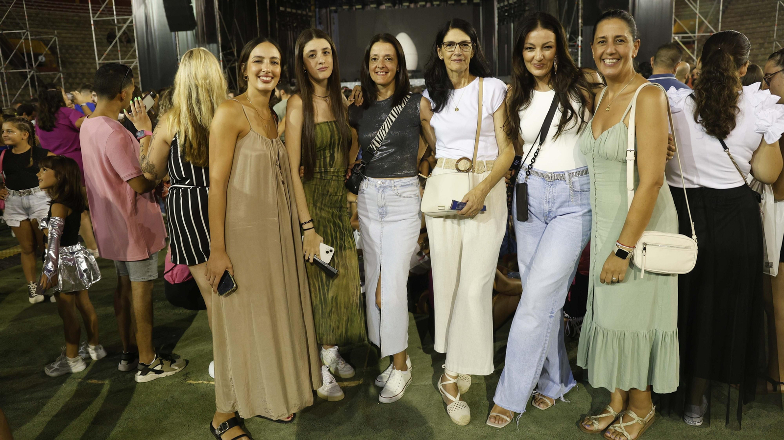 Las fotos del concierto de Lola Índigo en Algeciras