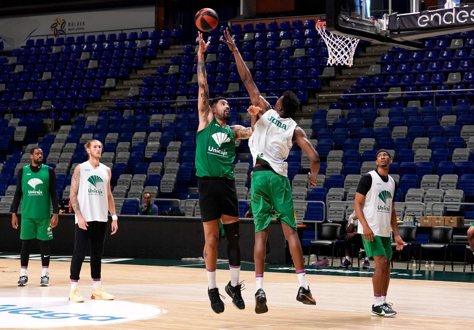 Buenas noticias: El Unicaja pudo ejercitarse con Osetkowski