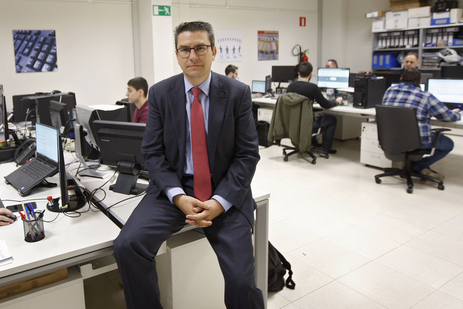 Francisco Carmona, en la sede de la empresa que dirige en Puerto Real, Numenti.