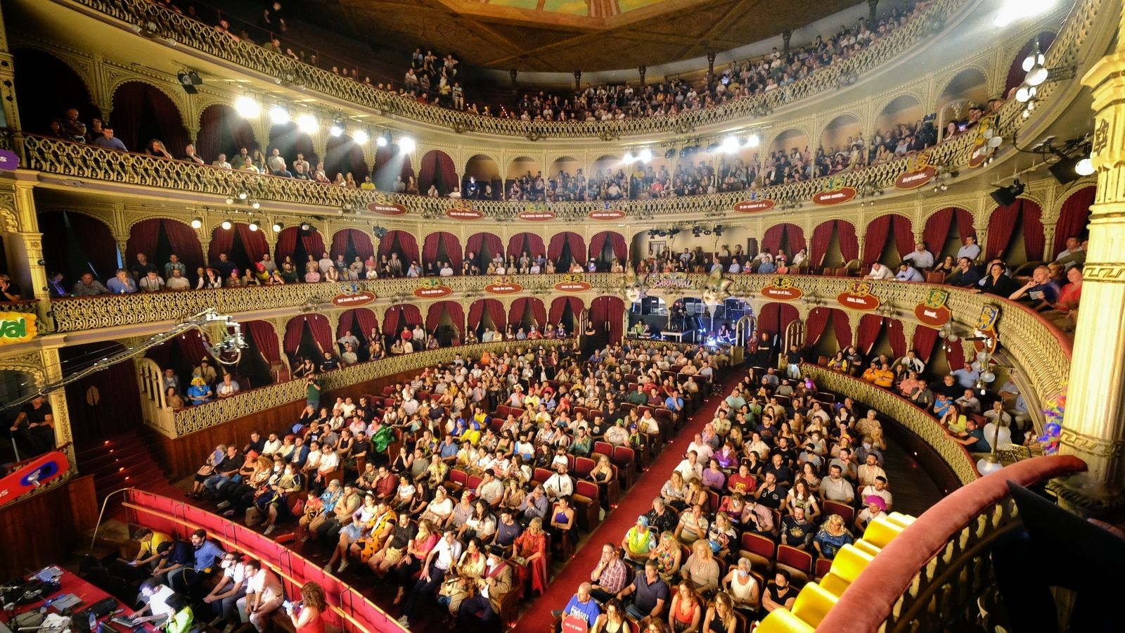 Patio de butacas del Falla.