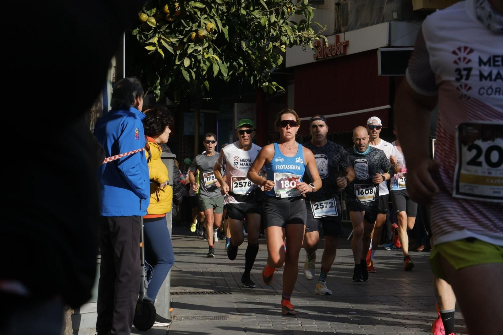 Media Maratón de Córdoba 2023: Las fotos del paso por Cruz Conde y Tendillas Media Maratón de Córdoba 2023: Las fotos del paso por Cruz Conde y Tendillas