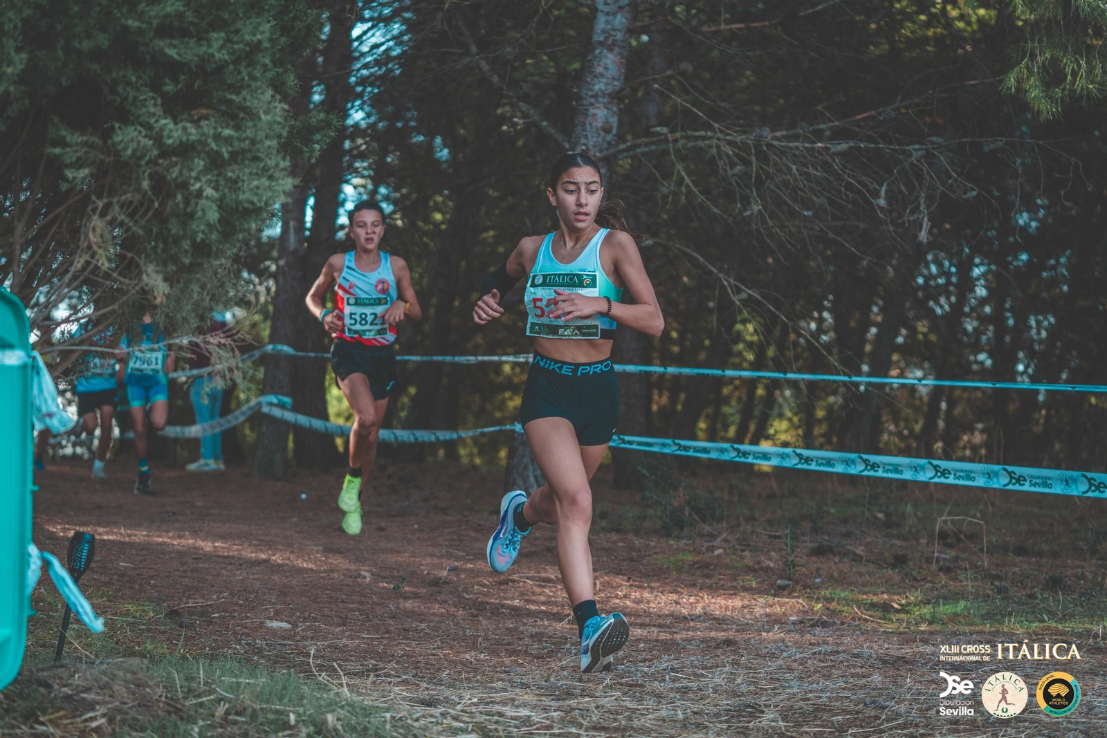 Búscate en las fotos del Cross de Itálica 2025 | 7