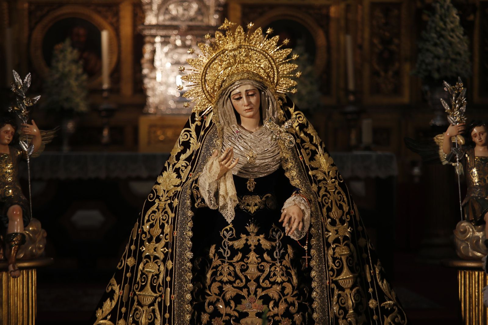 La Virgen de la Victoria, en besamanos en la Catedral