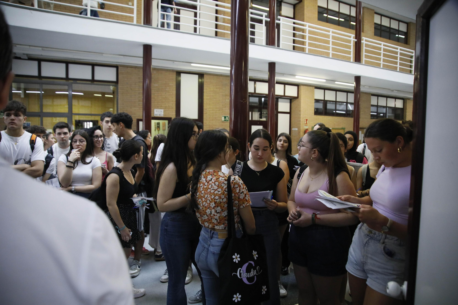 Imágenes de la evaluación para el acceso al sistema universitario (PEvAU)