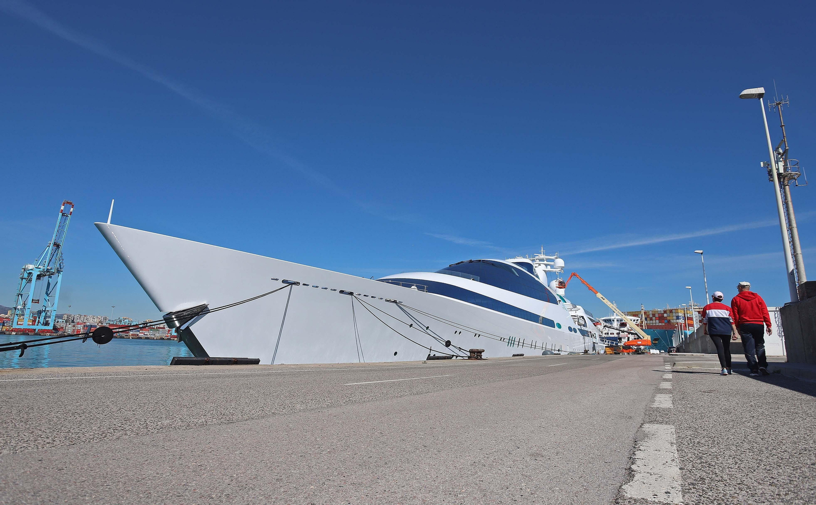 Escala del yate 'M/Y Yas' en el Puerto de Algeciras