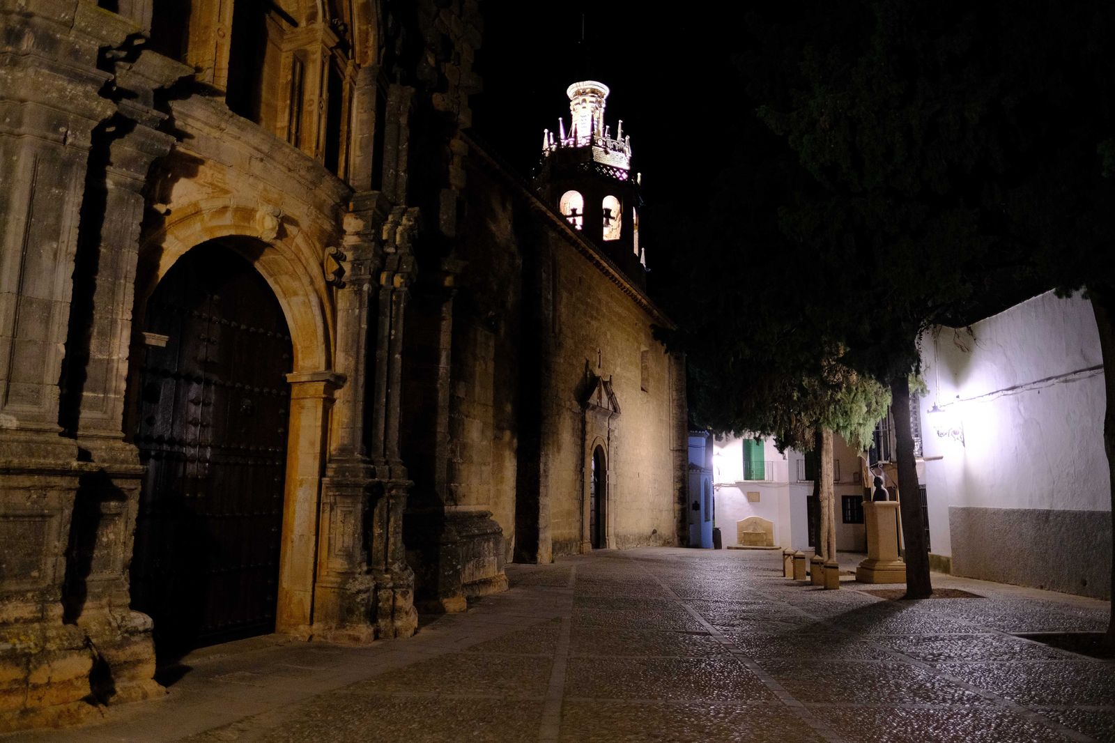 Ronda nocturna, en imágenes