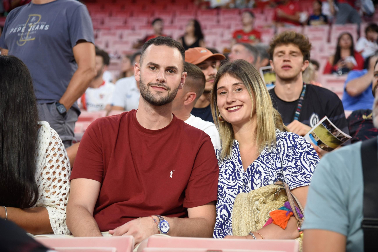 Búscate en las gradas del Pizjuán en el Sevilla Villarreal