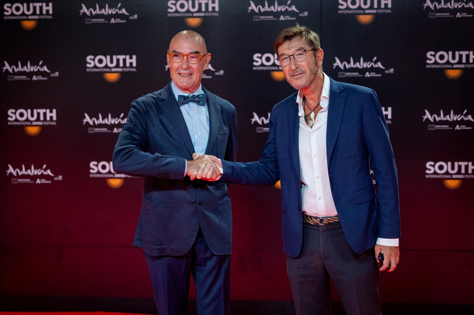 Todas las imágenes de la gran alfombra roja del South Series Festival en Cádiz: Luis Tosar, Marta Hazas, Mariano Peña, ....