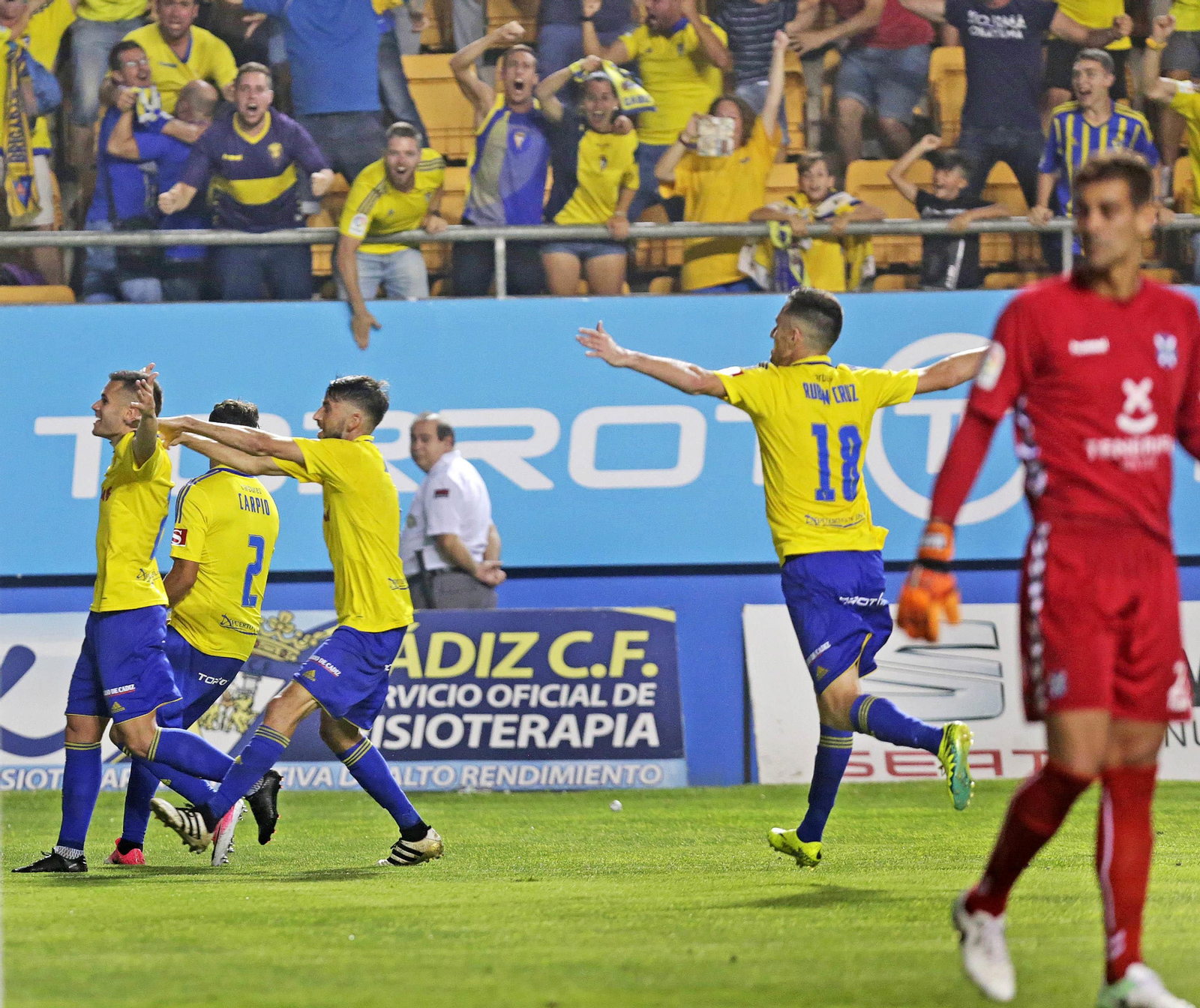 Las imágenes del Cádiz-Tenerife del playoff