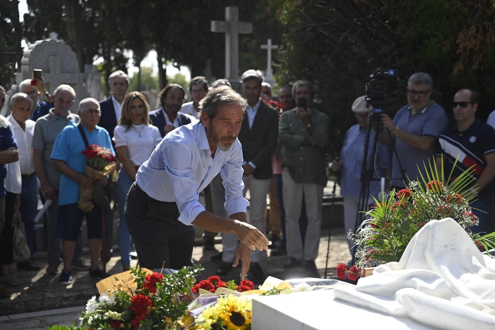 El homenaje a Manolete en su 77º aniversario de muerte, en imágenes