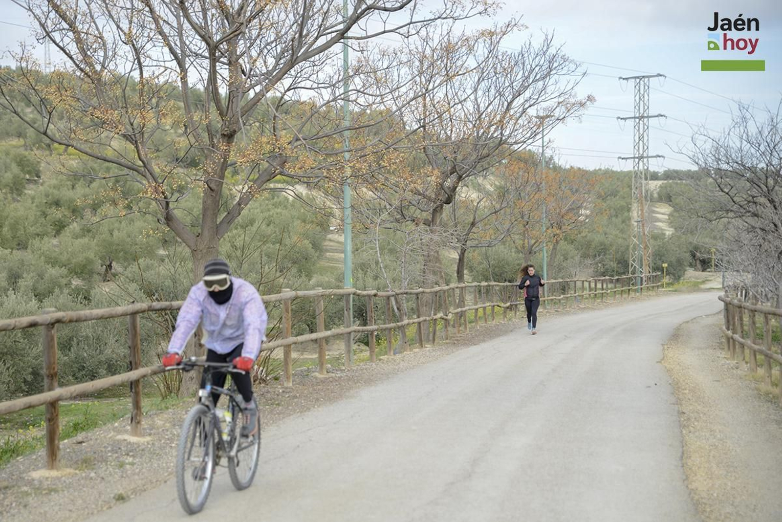 La Vía Verde del Aceite: un paseo con vistas para disfrutar en bicicleta o haciendo senderismo