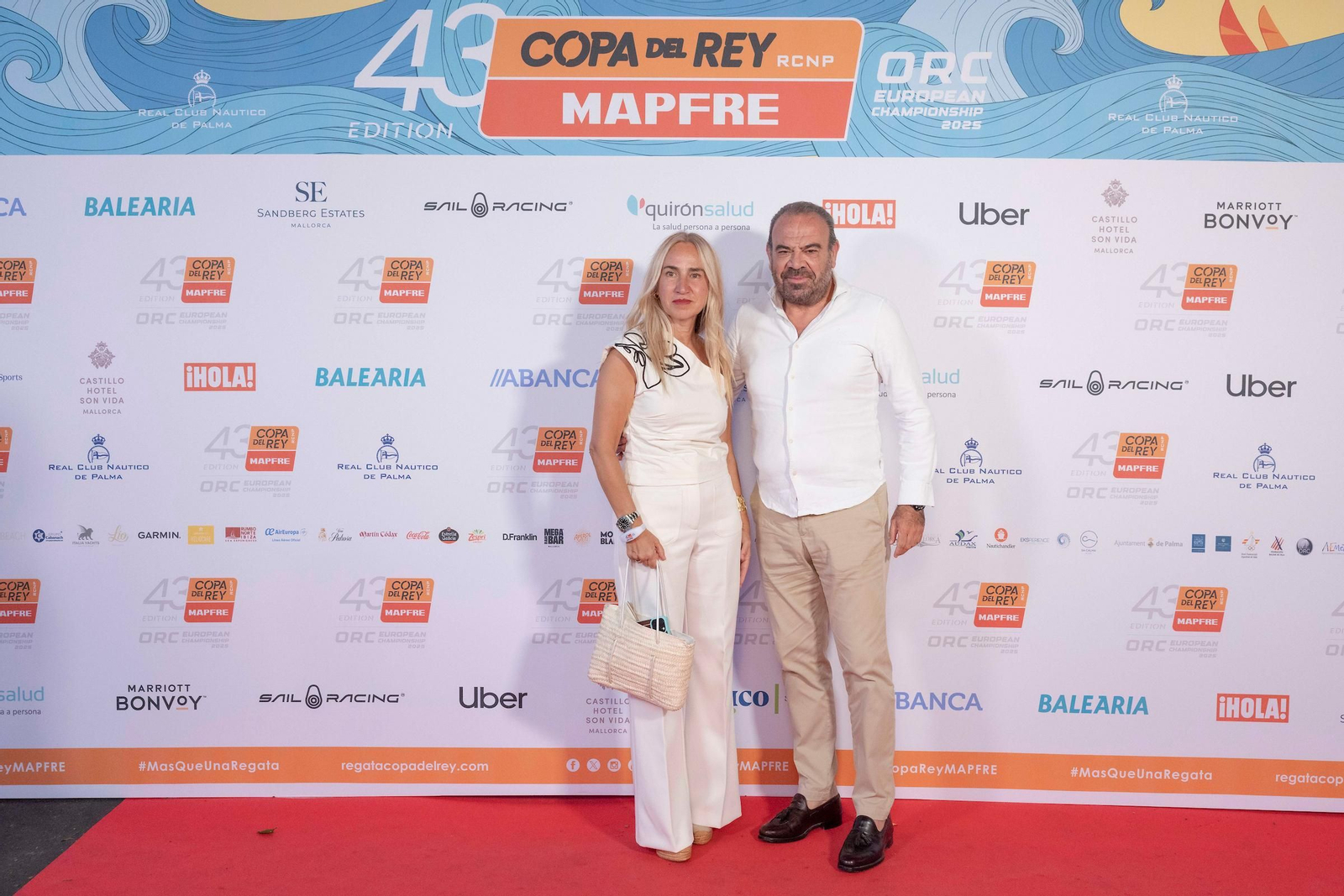 Búscate en el Cóctel de Blanco de la Copa del Rey Mapfre de vela