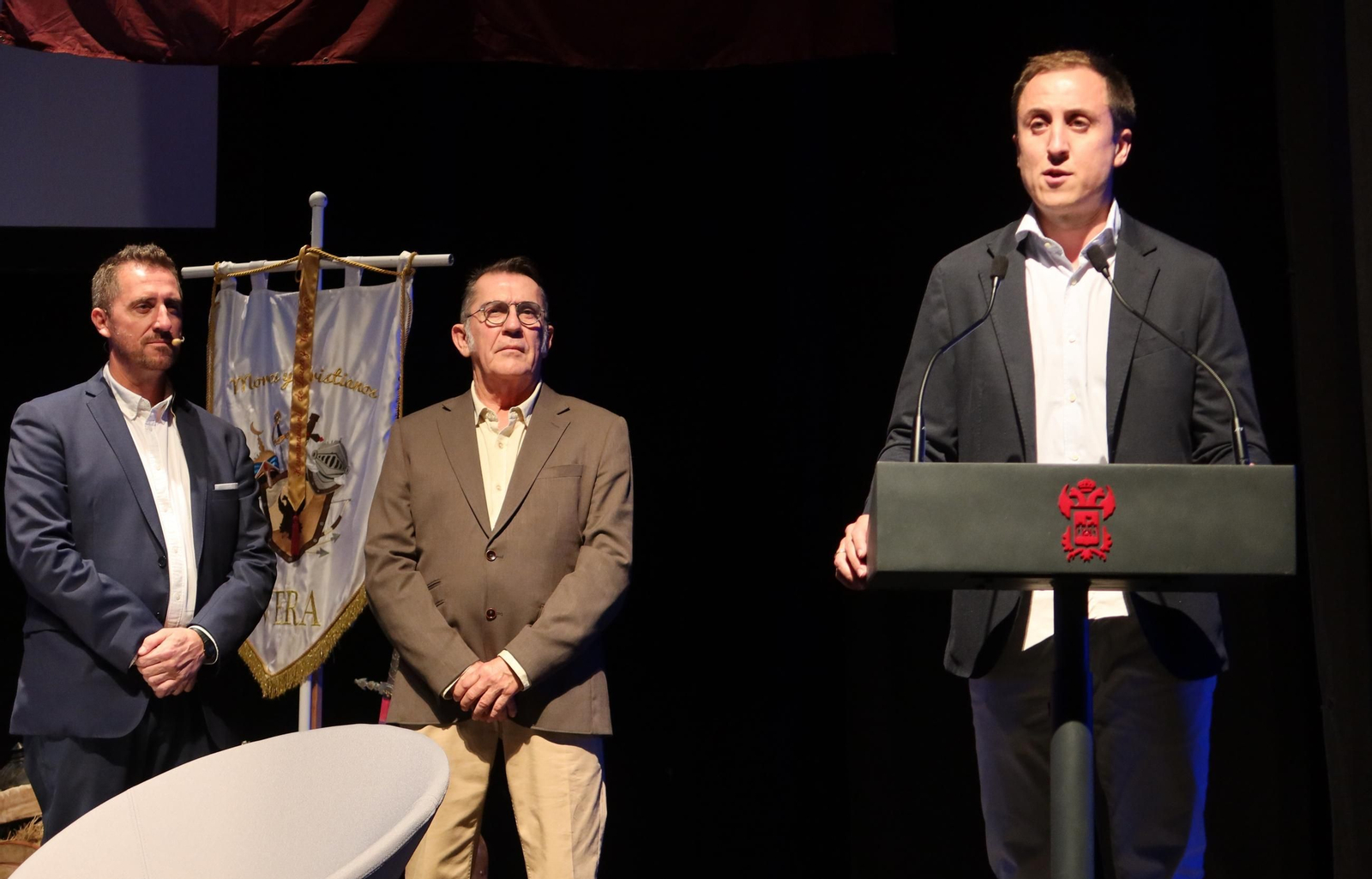 Más de veinte municipios festeros convierten Vera en la capital andaluza de los Moros y Cristianos