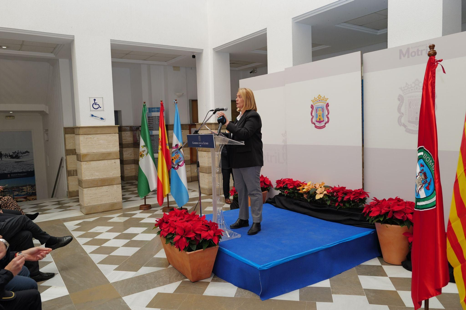 Así ha sido el acto de reconocimiento de Motril a los desplazados para ayudar tras la DANA de Valencia