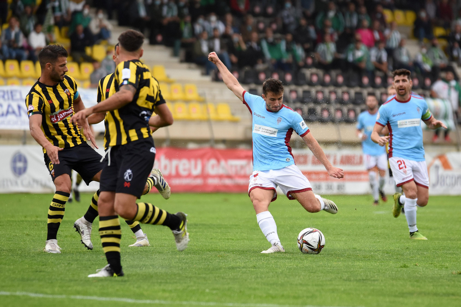 La victoria del Córdoba CF ante el San Roque de Lepe, en imágenes