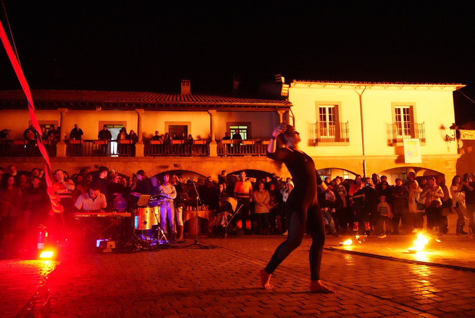 La Candelaria llena de magia Dos Torres, en imágenes