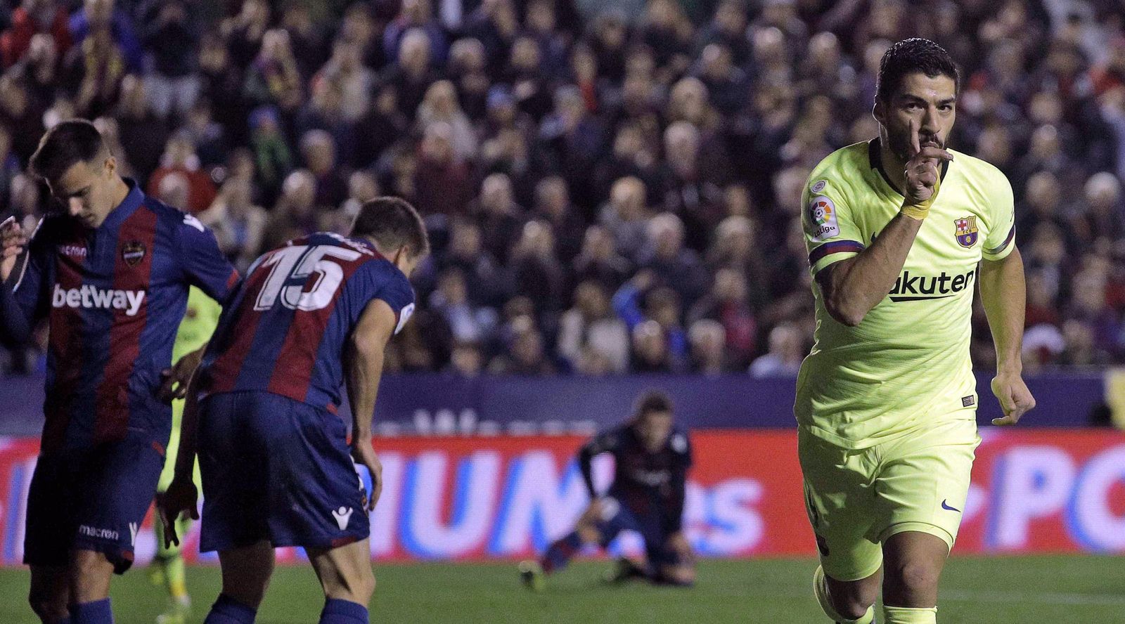 Las imágenes del Levante-Barcelona