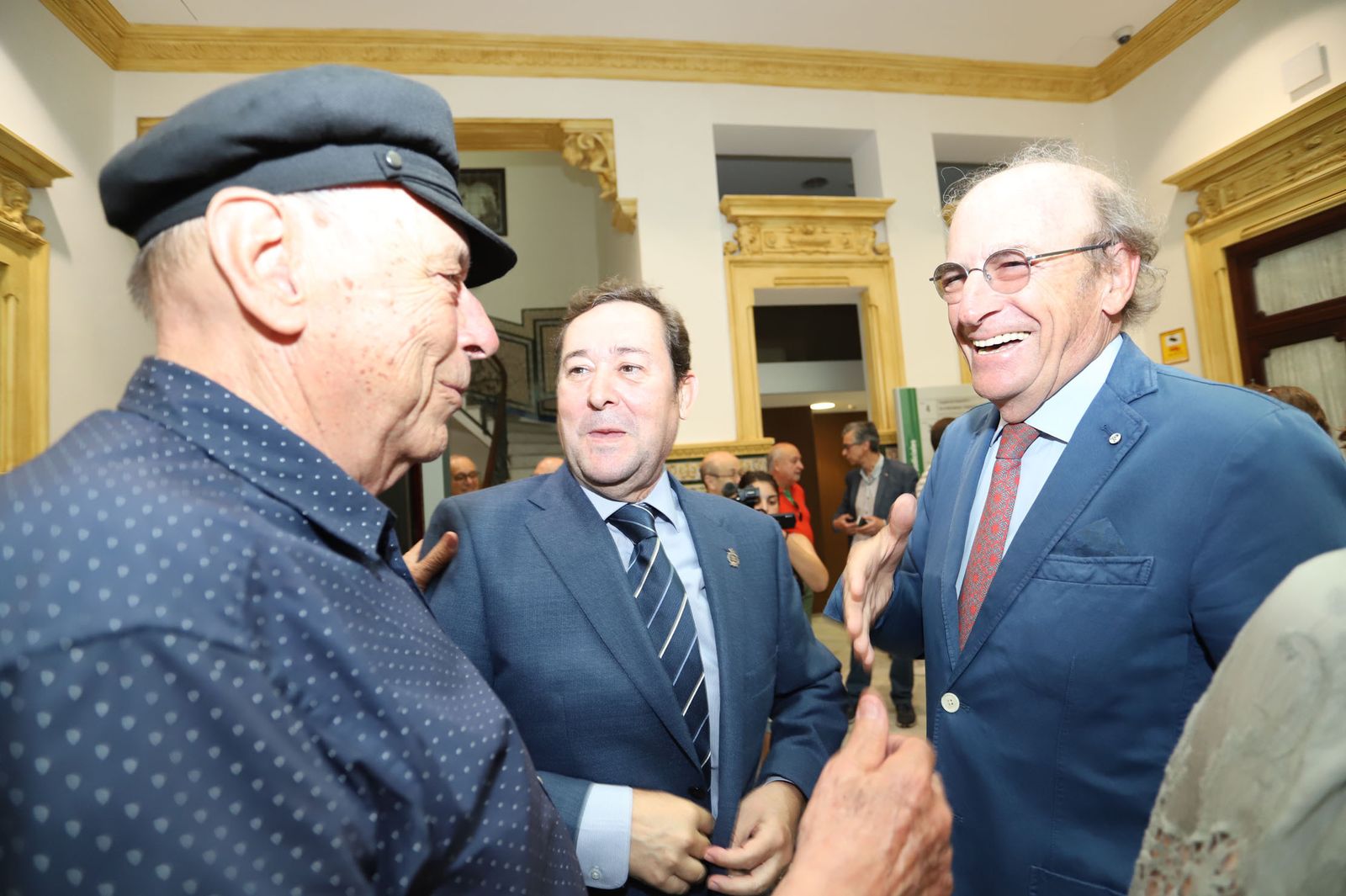 Inauguración de la Exposición de Alfonso Aramburu