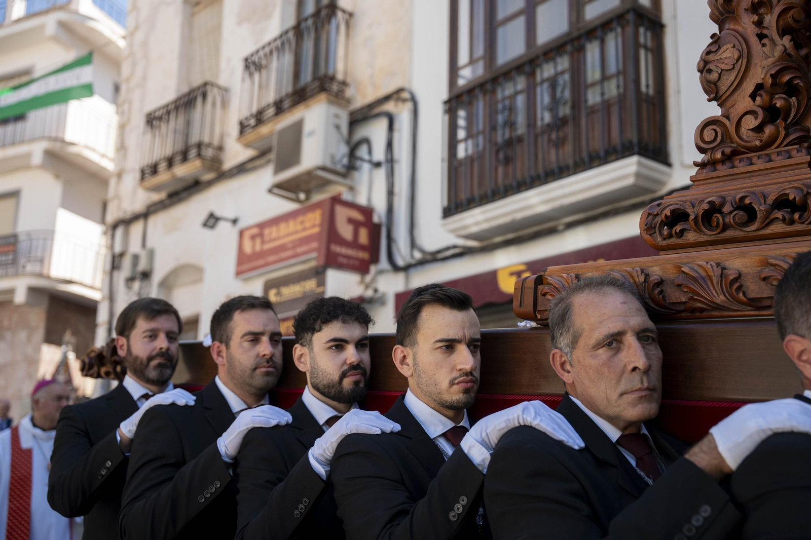 Eucaristía y procesión de Exaltación de la Cruz en la localidad de Vélez-Rubio