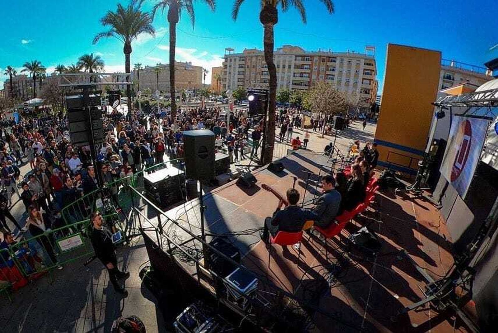 Zambomba de la plaza del Zoco de Córdoba en una edición pasada.
