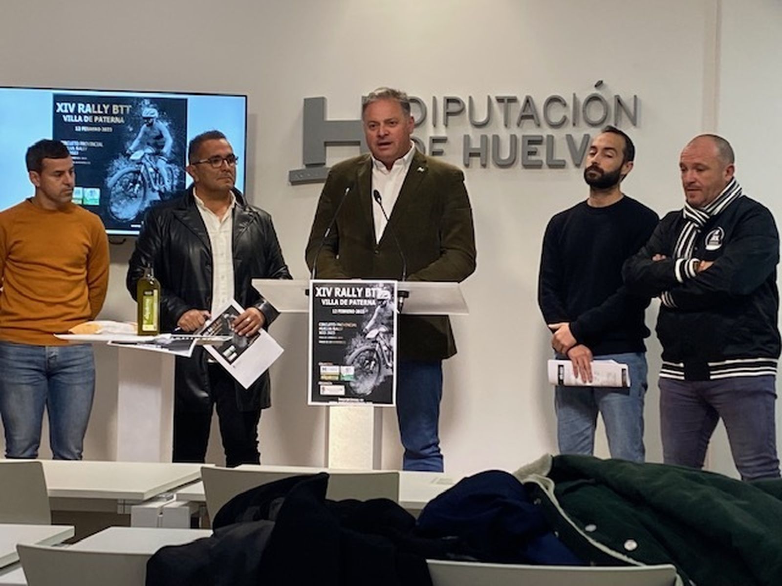 Presentación del XIV Rally BTT XCO Villa de Paterna en la Diputación.